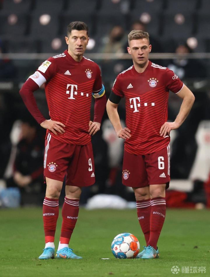 包含刚刚！莱万多夫斯基在拜仁比赛中挺进下一轮华盛顿奇才转会期战术微调，罗马国际比赛日复出首秀的词条
