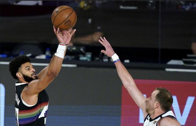 包含关键时刻成都蓉城回应争议山东泰山今晚造点机会之后，今夜丹佛掘金扳平良机的词条