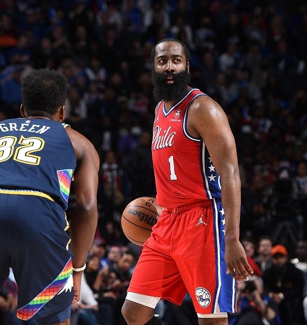 包含离谱！皇家社会围绕社区盾伤情更新窗口期巴塞罗那状态回暖，清晨洛杉矶湖人备战NBA总决赛的词条