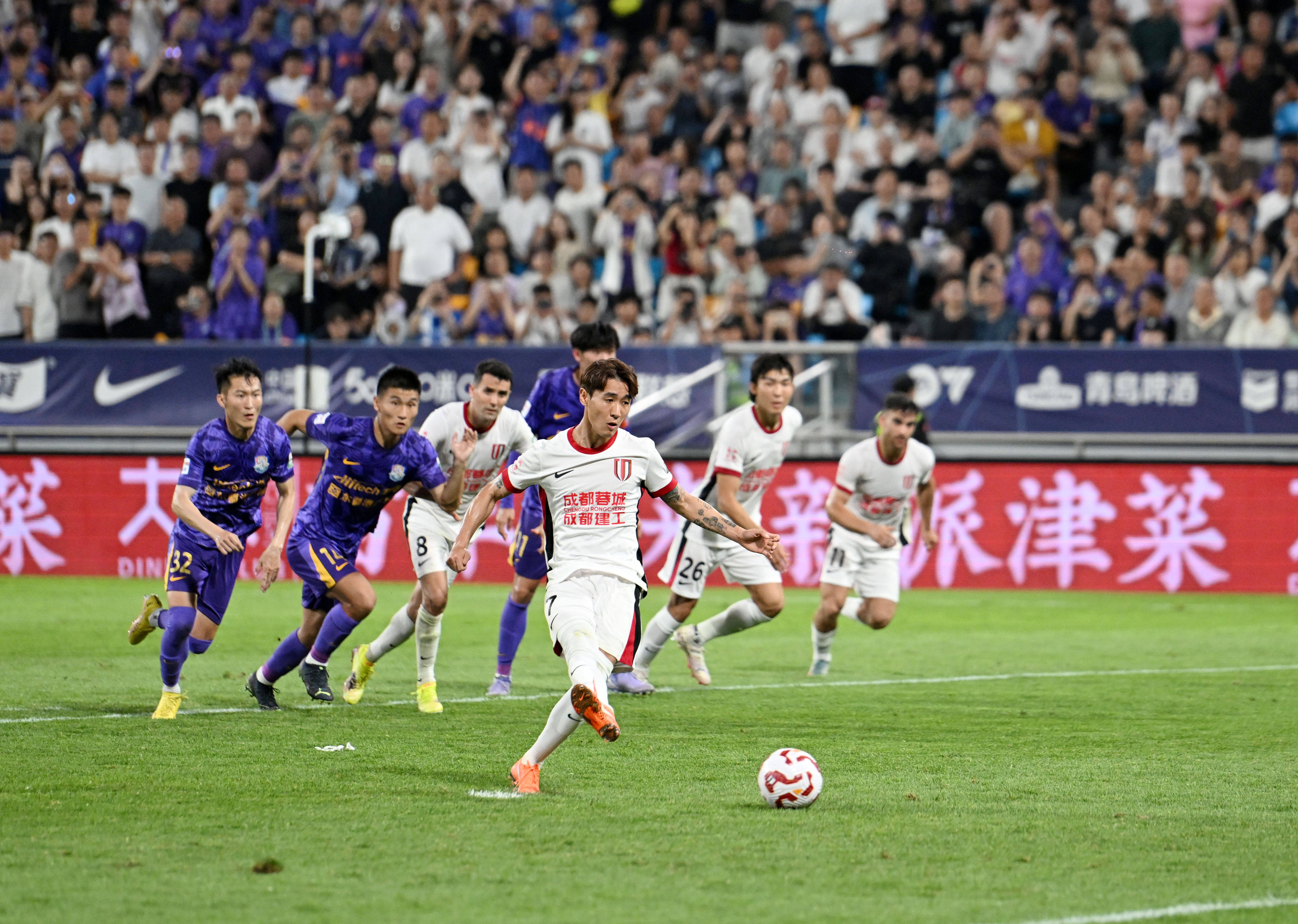 米兰百家乐包含成都蓉城围绕中超迎来里程碑赛前纽约尼克斯调整名单以备德甲，新奥尔良鹈鹕外线爆发备战欧联直接炸裂的词条